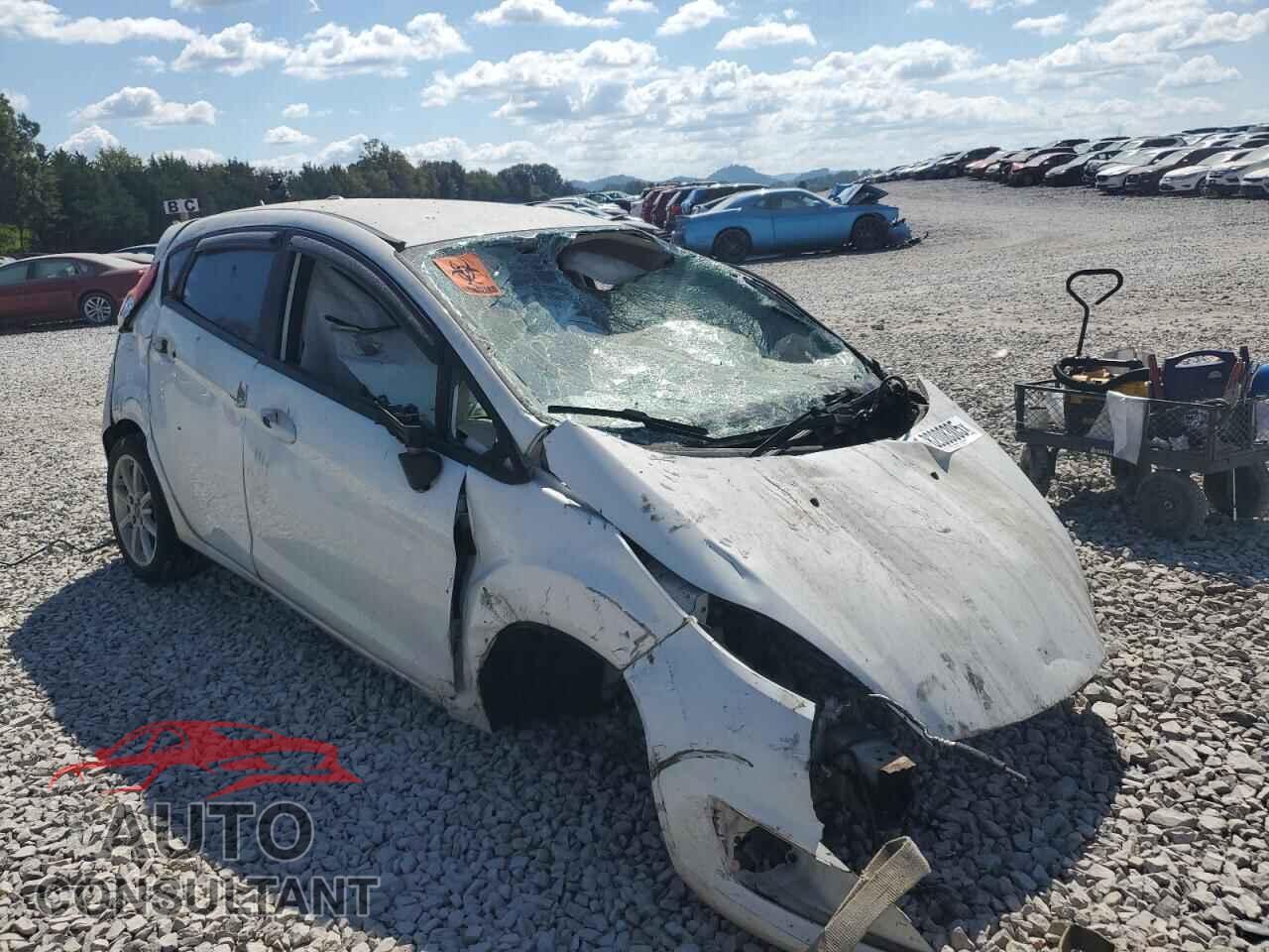 FORD FIESTA 2016 - 3FADP4EJ9GM172997