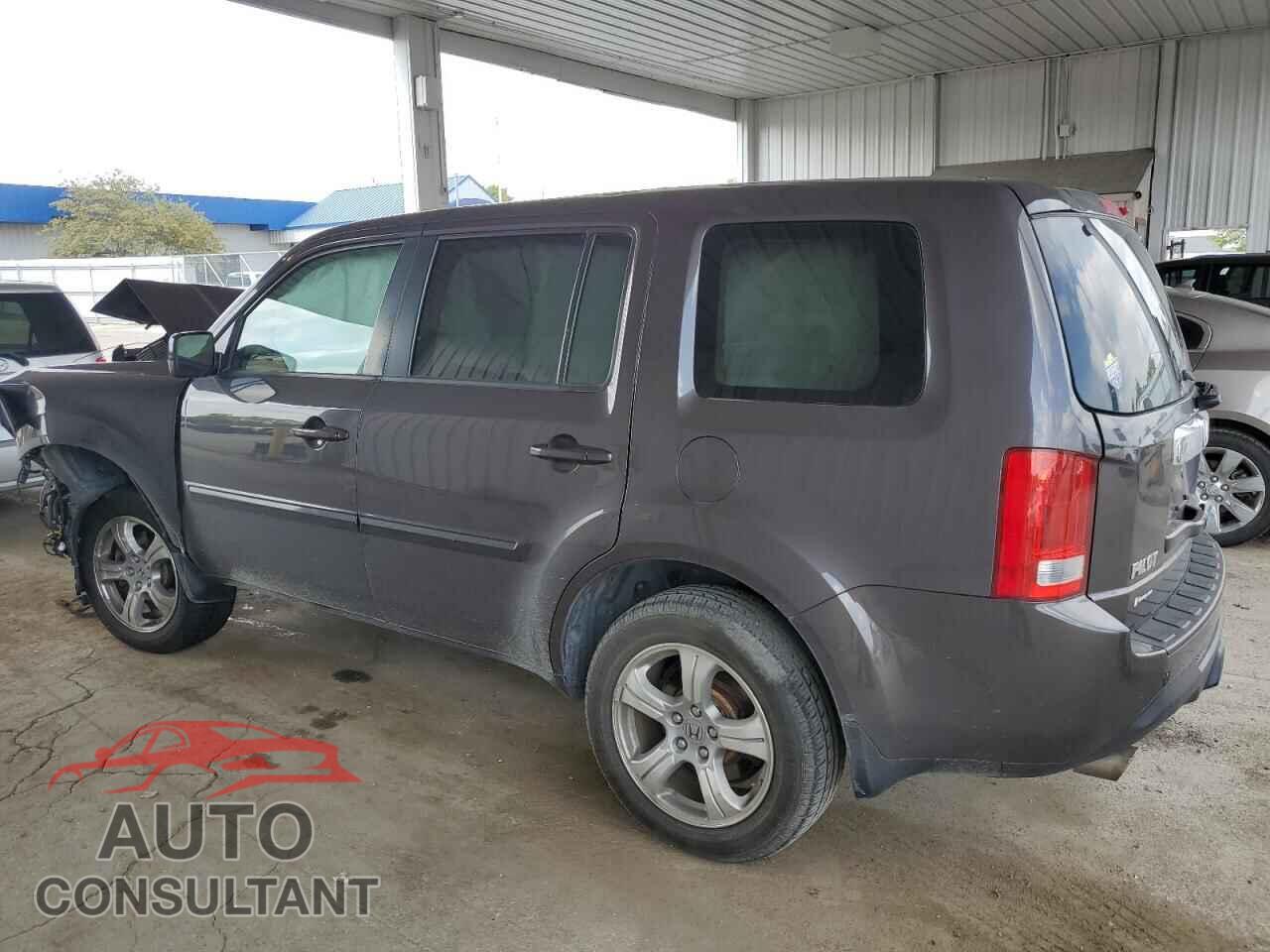 HONDA PILOT 2013 - 5FNYF4H52DB016426