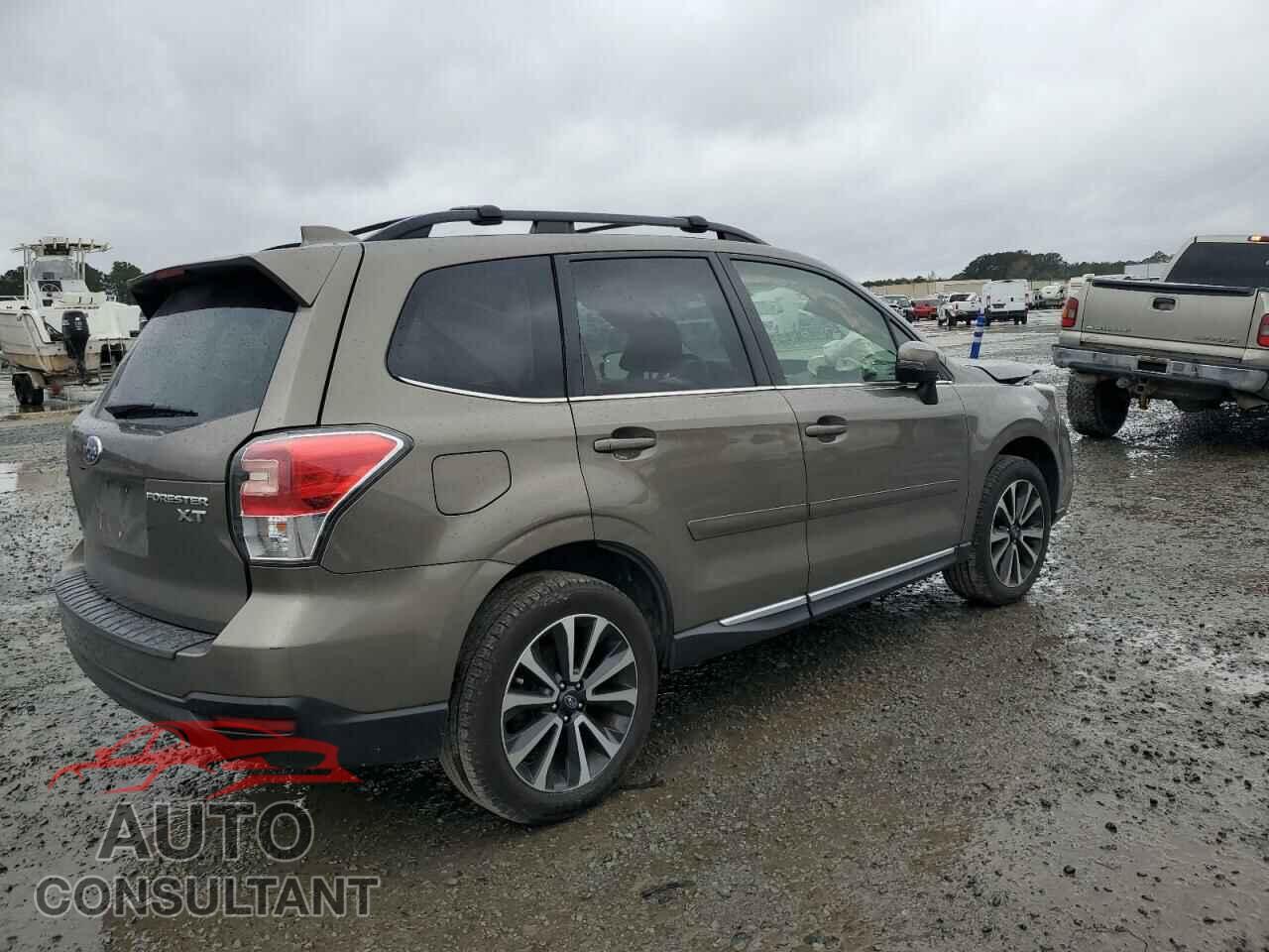 SUBARU FORESTER 2017 - JF2SJGTC2HH402296