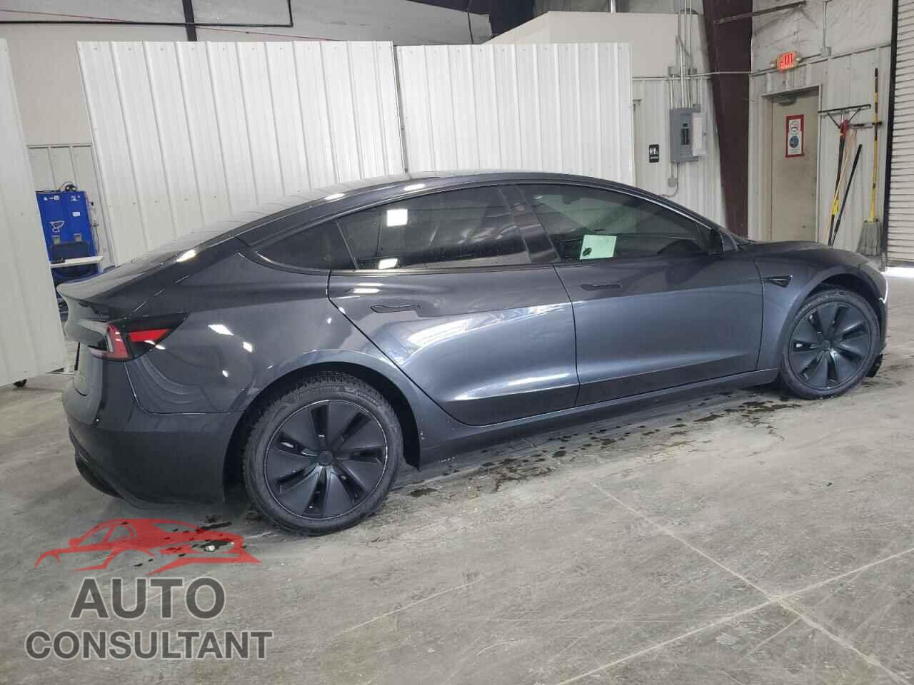 TESLA MODEL 3 2024 - 5YJ3E1EB0RF801900