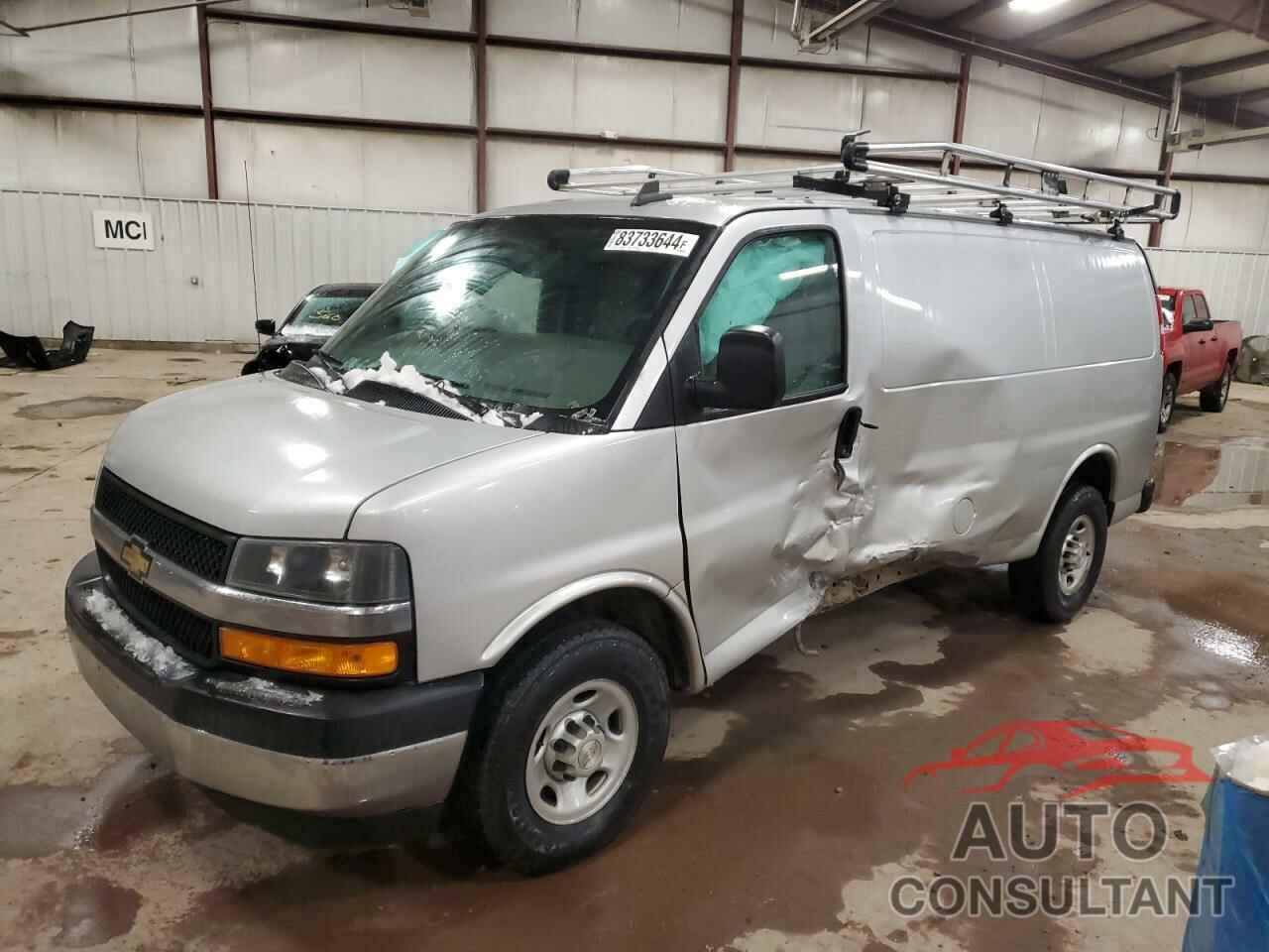 CHEVROLET EXPRESS 2019 - 1GCWGAFG1K1330033