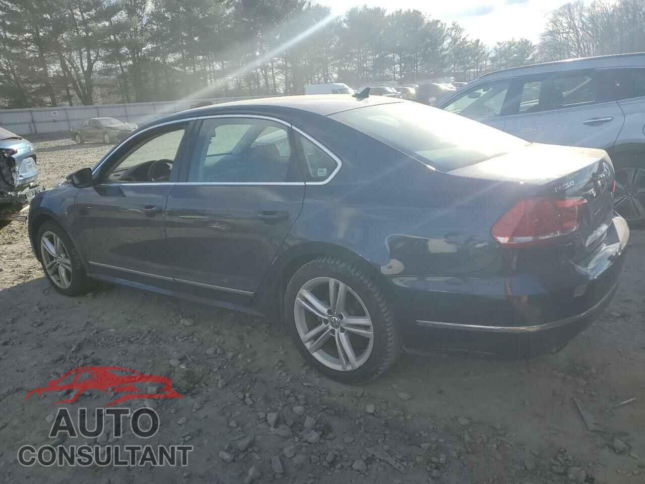 VOLKSWAGEN PASSAT 2012 - 1VWCM7A33CC087749