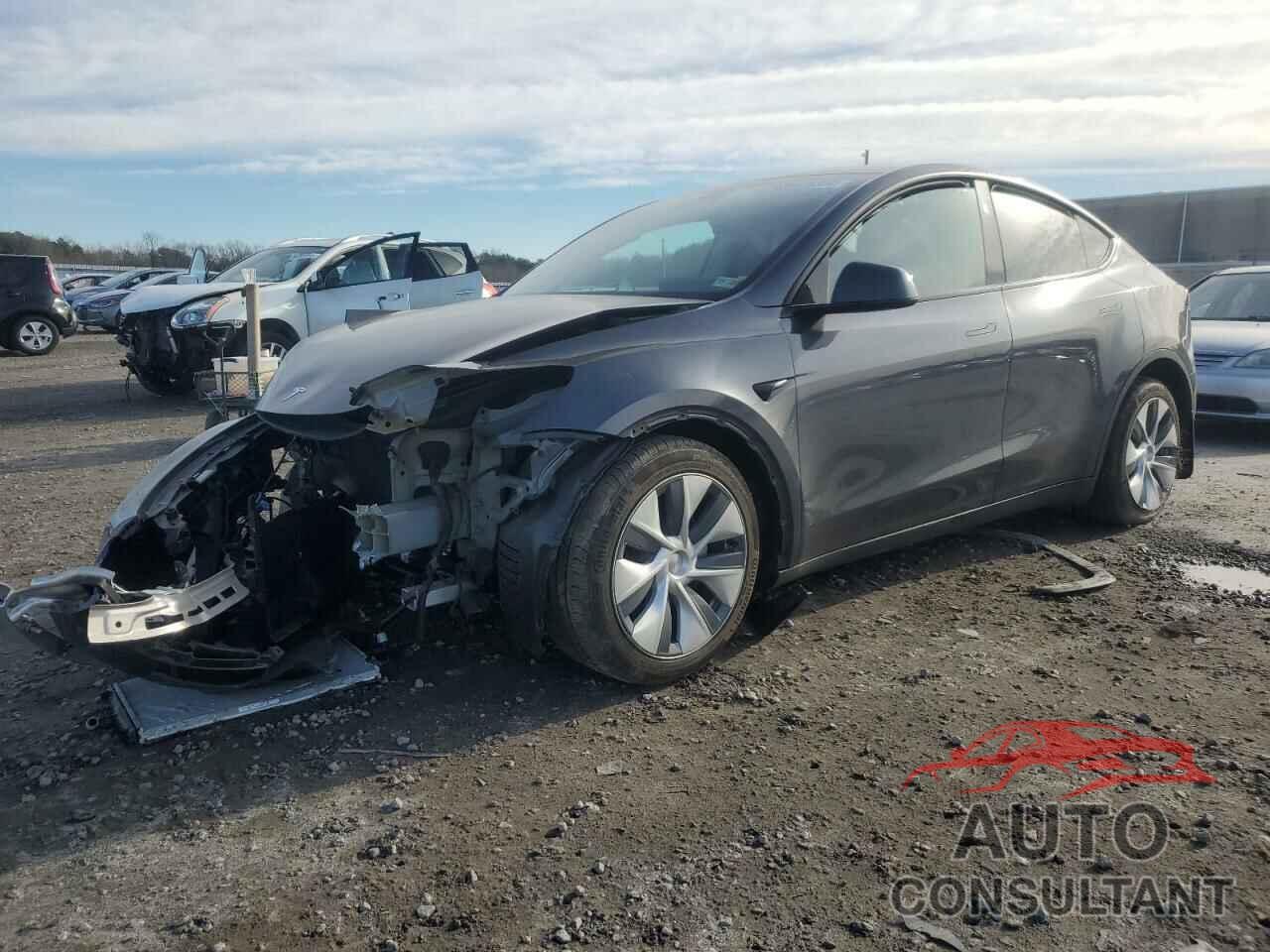 TESLA MODEL Y 2023 - 7SAYGAEE8PF902046