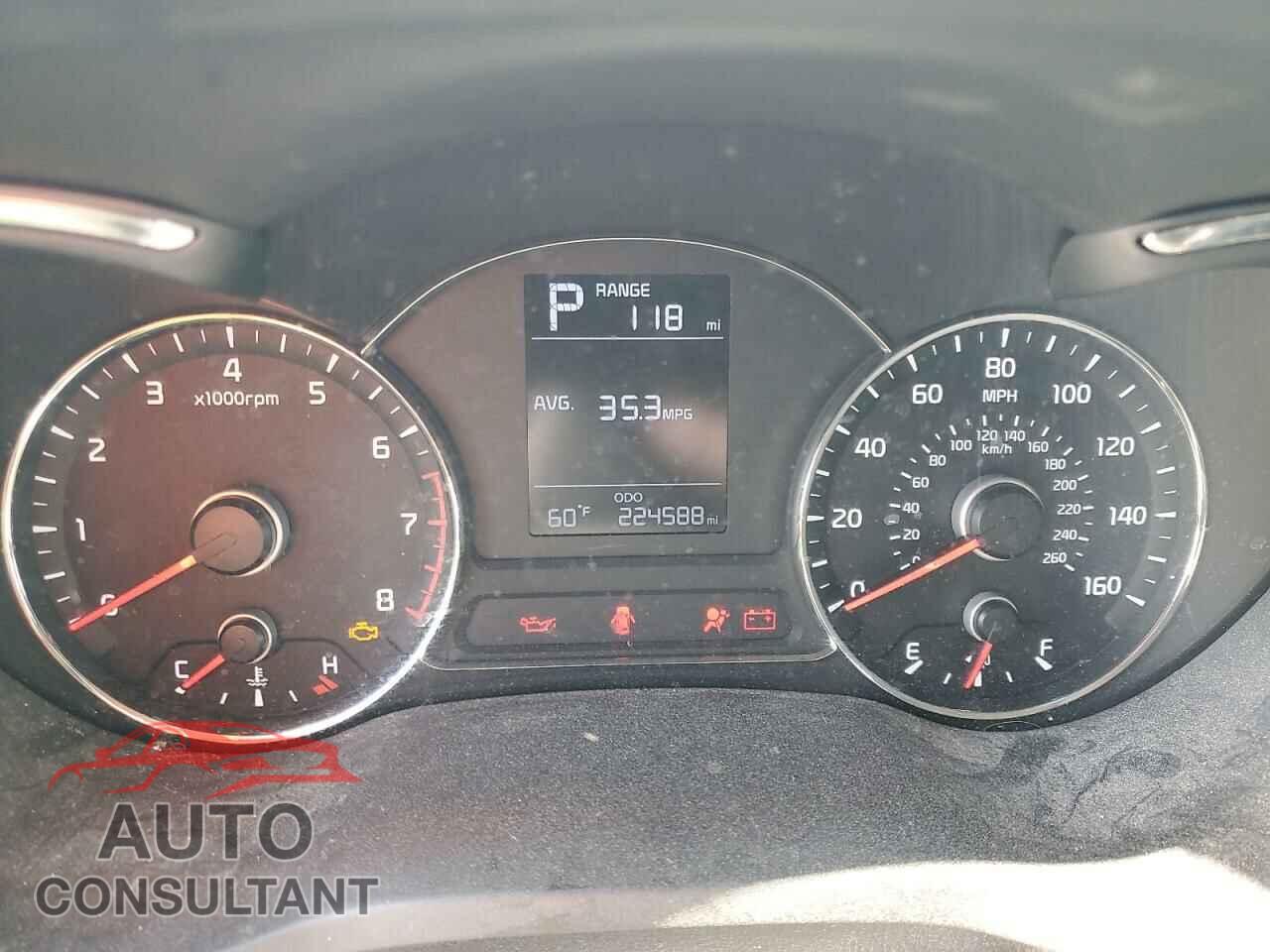 KIA FORTE 2018 - 3KPFK4A73JE167601