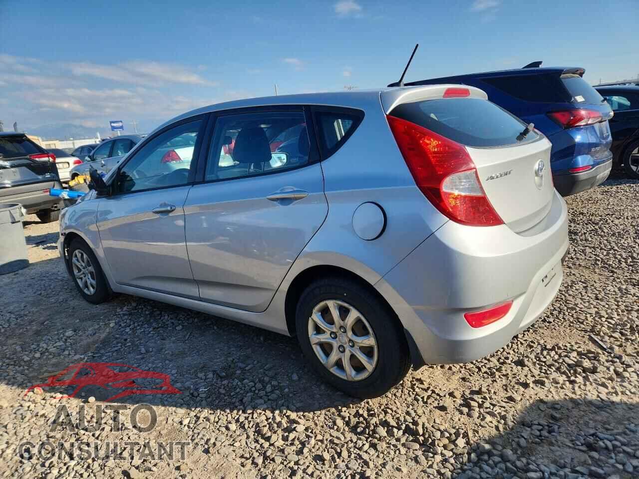 HYUNDAI ACCENT 2013 - KMHCT5AE3DU059548