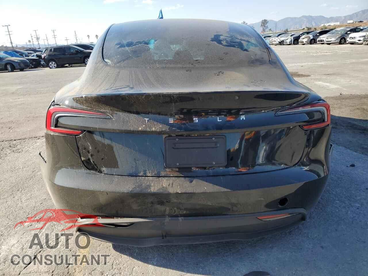 TESLA MODEL 3 2024 - 5YJ3E1EA4RF846930
