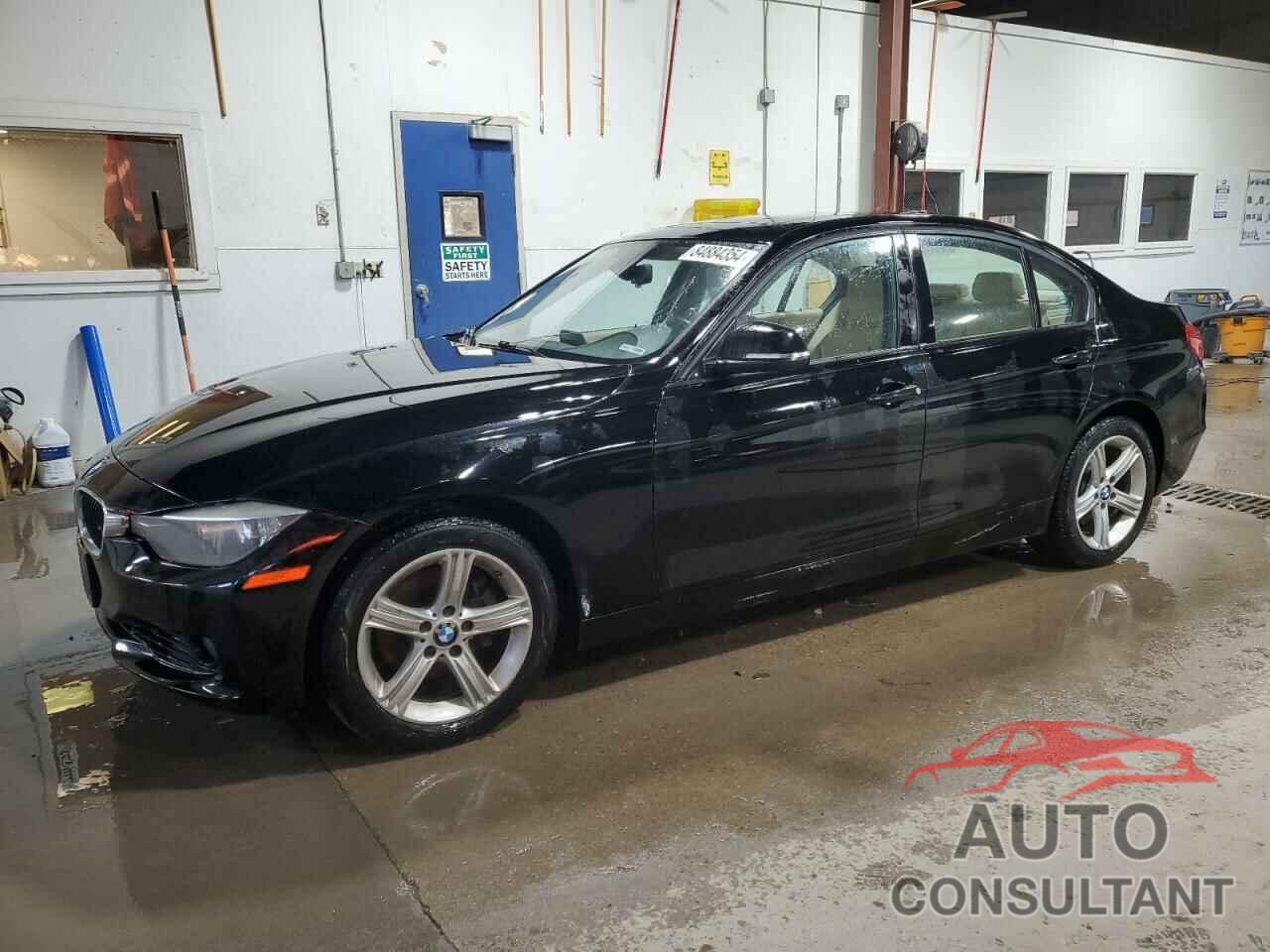 BMW 3 SERIES 2013 - WBA3B3C54DF540421