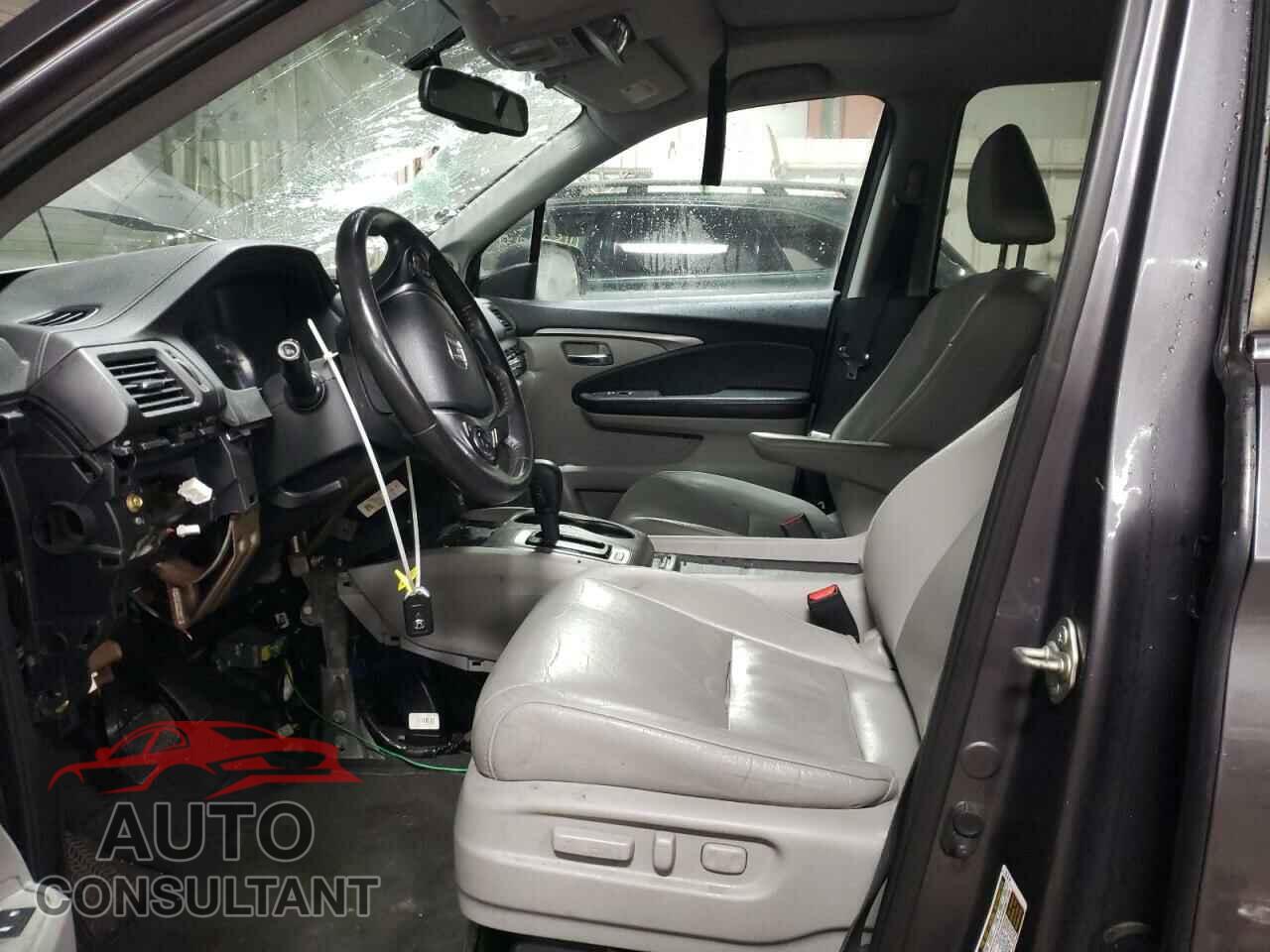 HONDA PILOT 2017 - 5FNYF6H55HB026787
