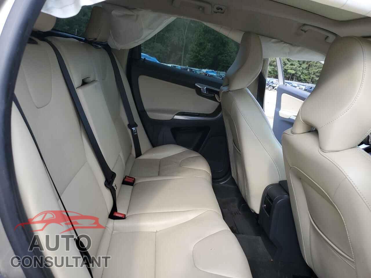 VOLVO XC60 2016 - YV440MDK8G2910768