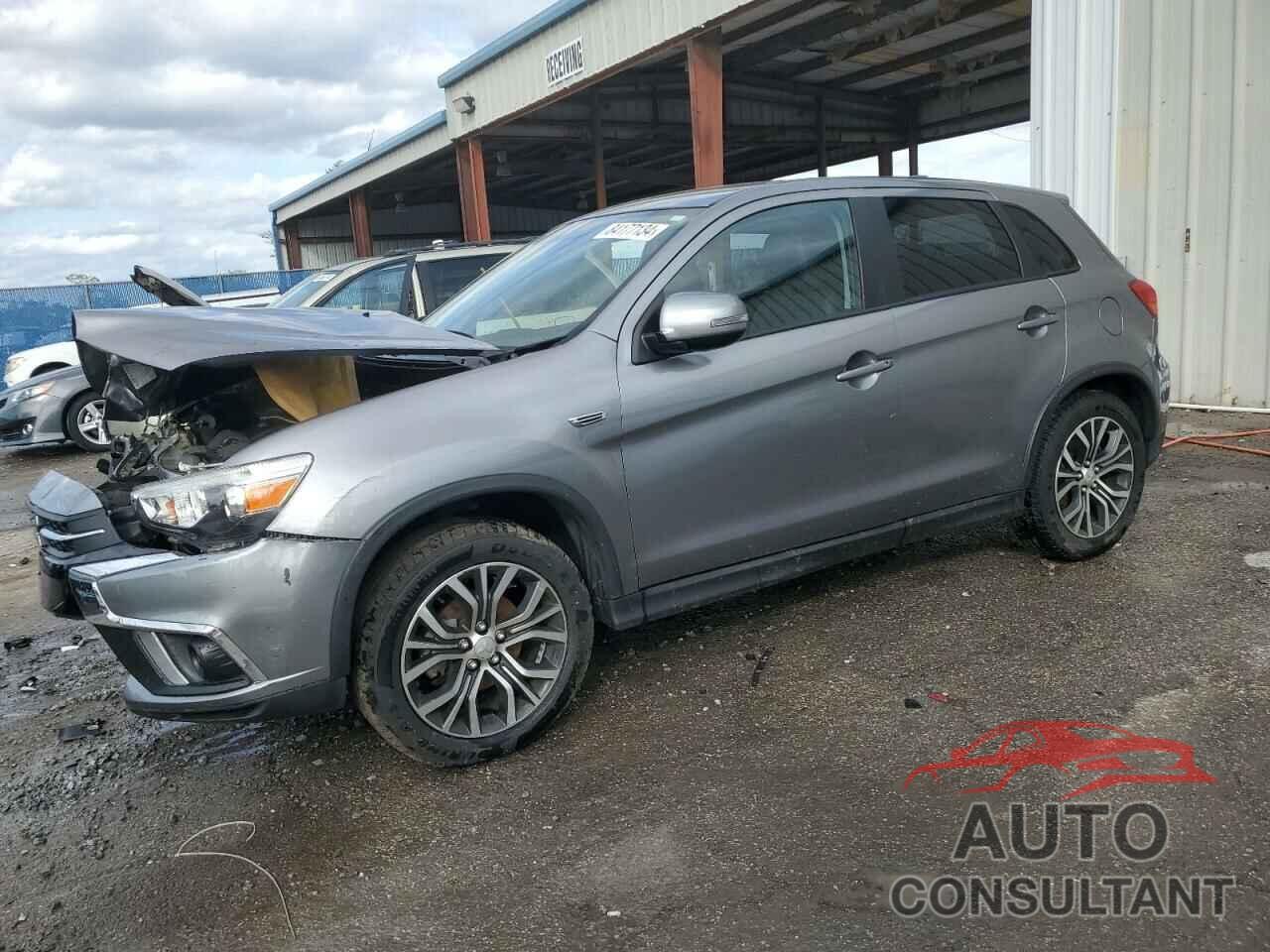 MITSUBISHI OUTLANDER 2018 - JA4AR3AW0JU001040