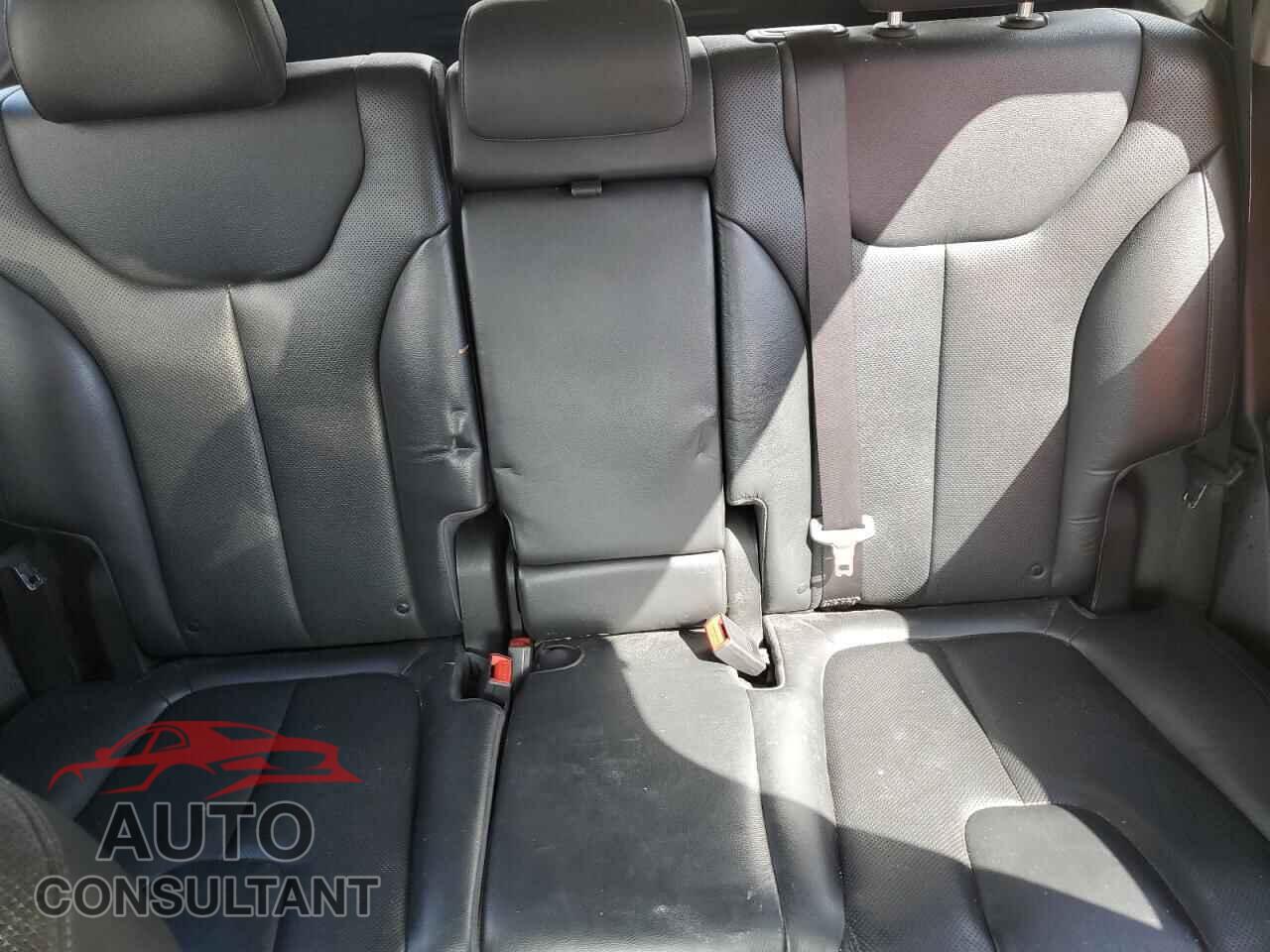 HYUNDAI SANTA FE 2020 - 5NMS33AD2LH257359