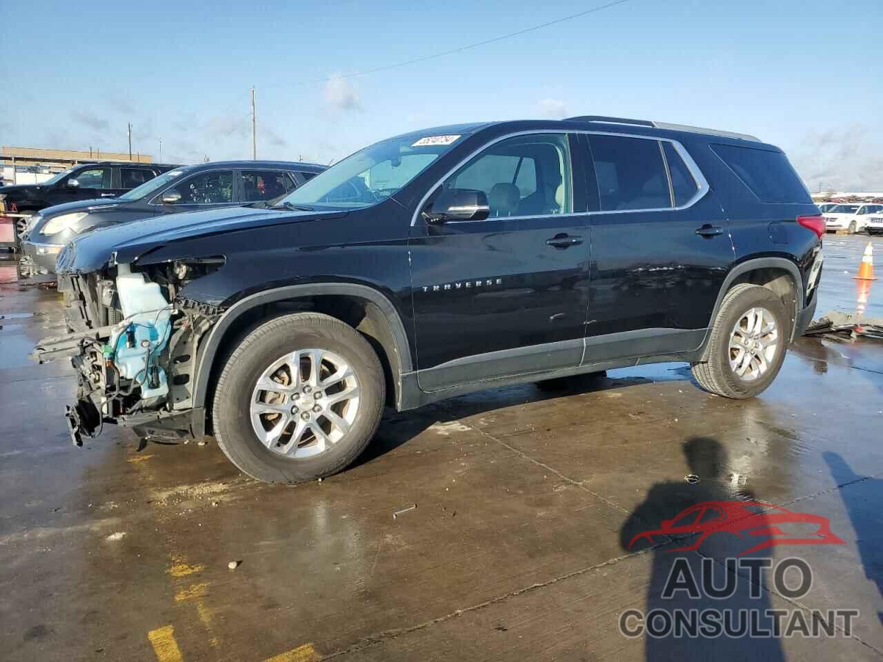 CHEVROLET TRAVERSE 2018 - 1GNERGKW2JJ124571