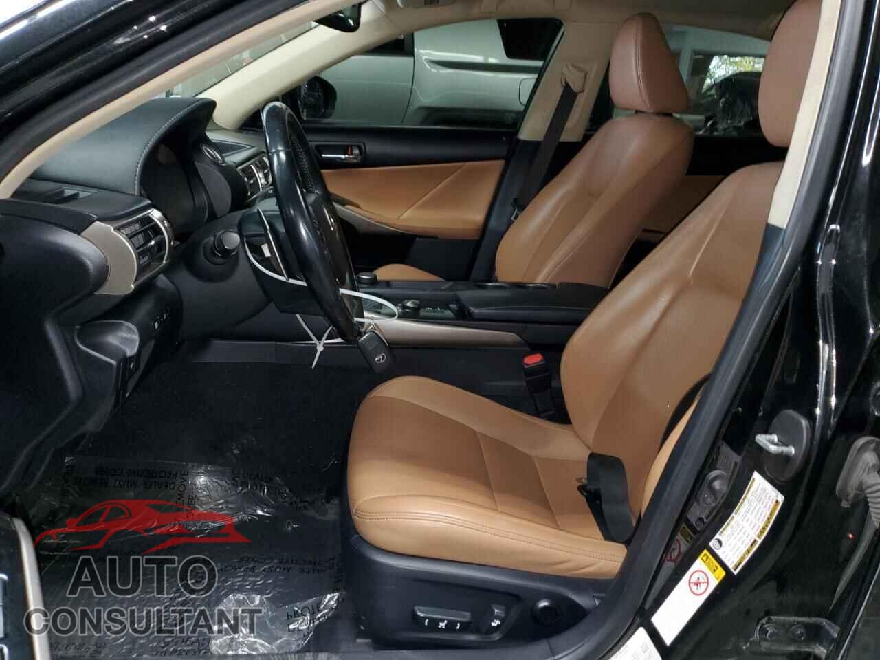 LEXUS IS 2015 - JTHCF1D21F5016439