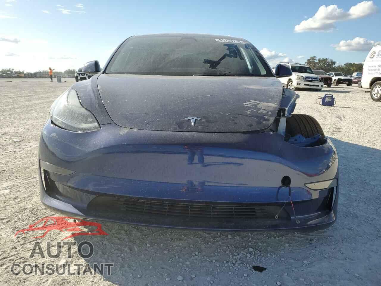 TESLA MODEL 3 2022 - 5YJ3E1EA8NF190855