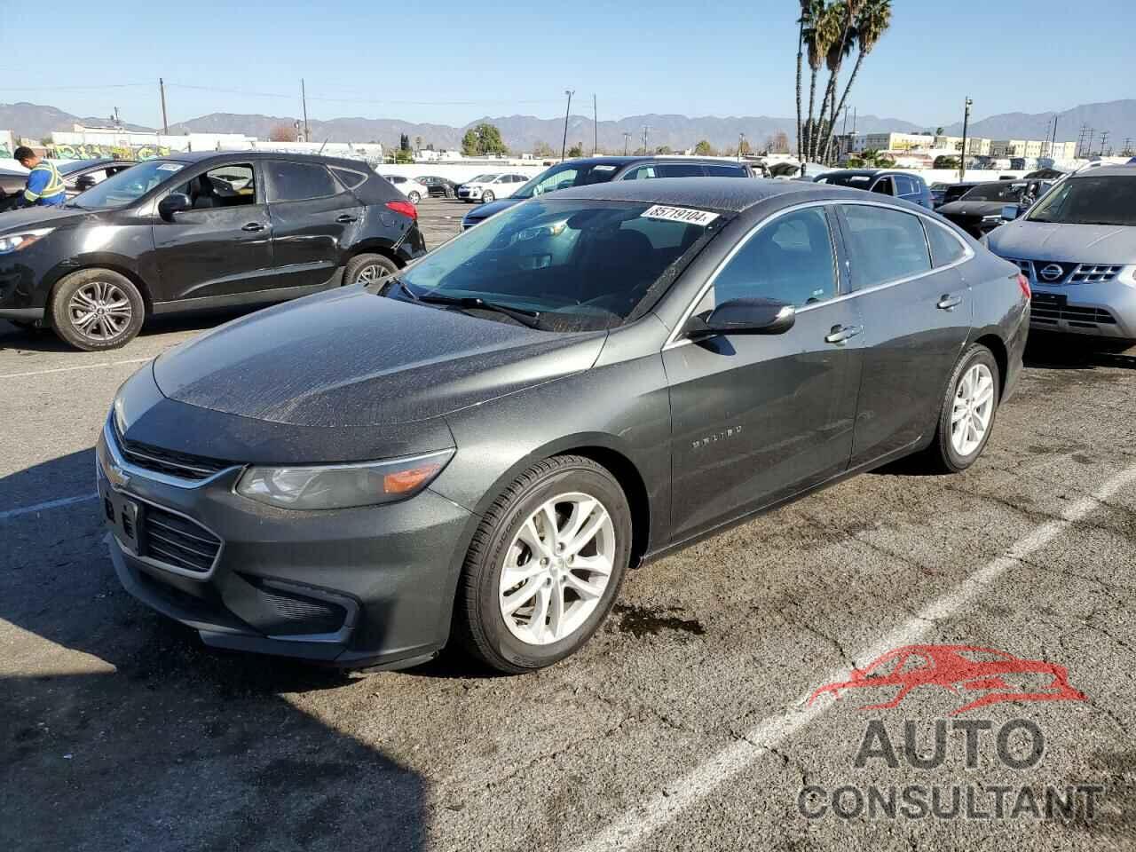 CHEVROLET MALIBU 2018 - 1G1ZD5ST2JF243591