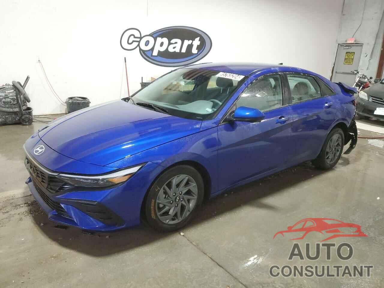 HYUNDAI ELANTRA 2024 - KMHLM4DG8RU703024