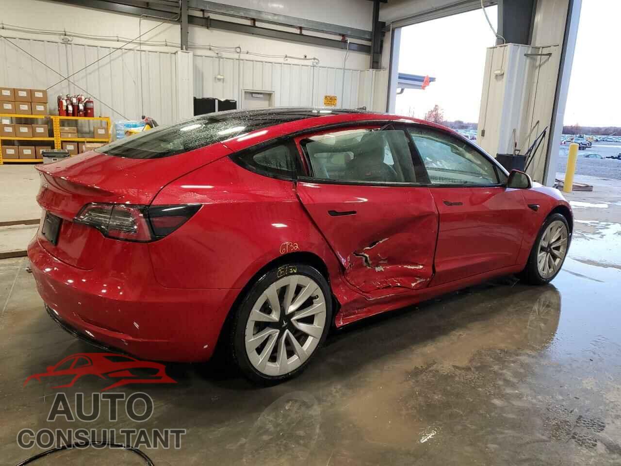 TESLA MODEL 3 2022 - 5YJ3E1EA4NF290757