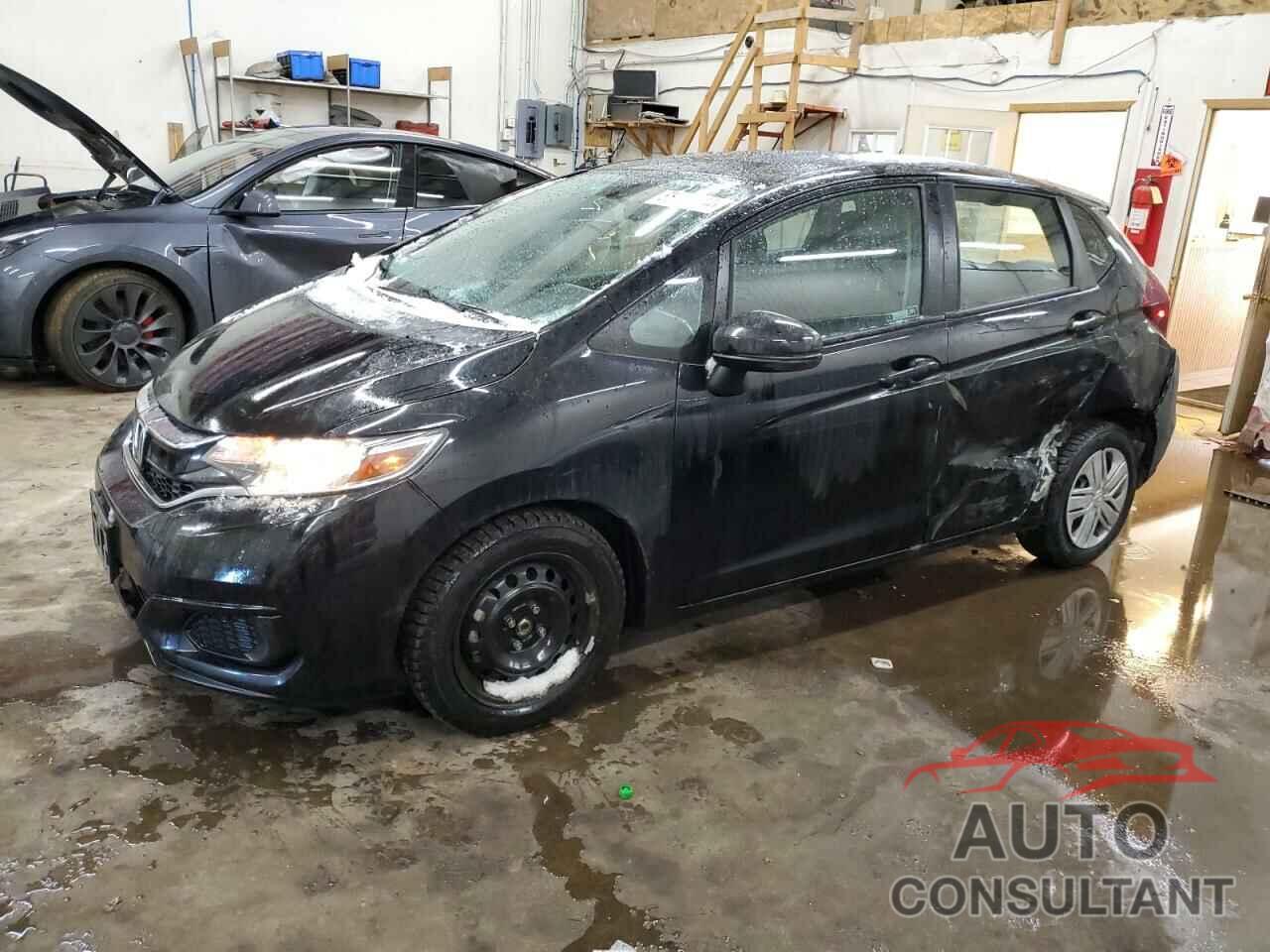 HONDA FIT 2019 - 3HGGK5H49KM741326