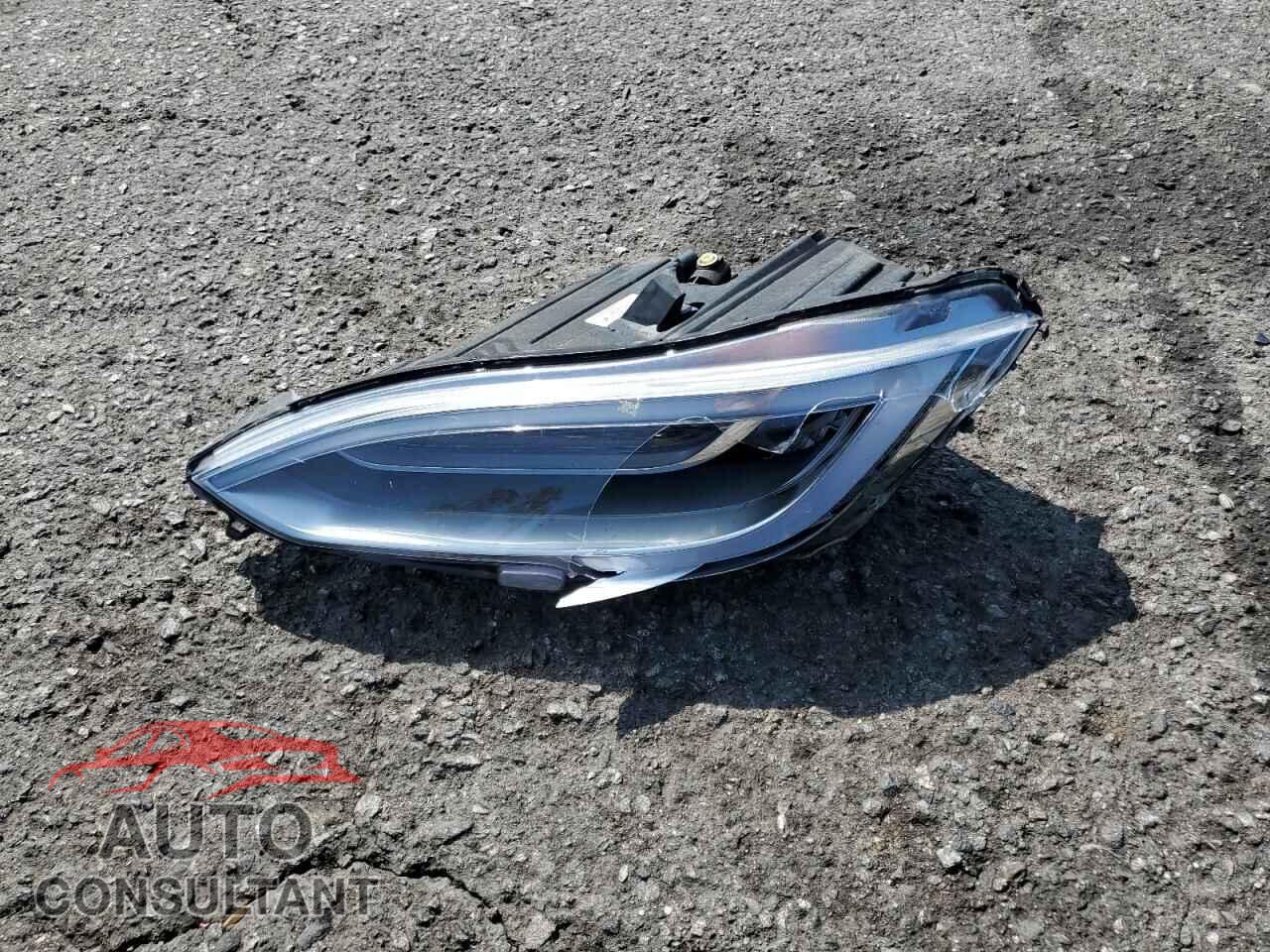 TESLA MODEL S 2018 - 5YJSA1E20JF282679