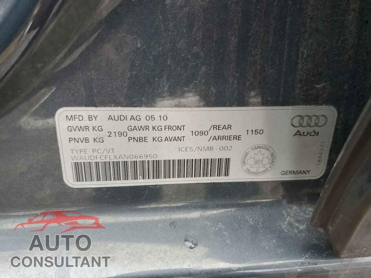 AUDI A4 2010 - WAUDFCFLXAN066950