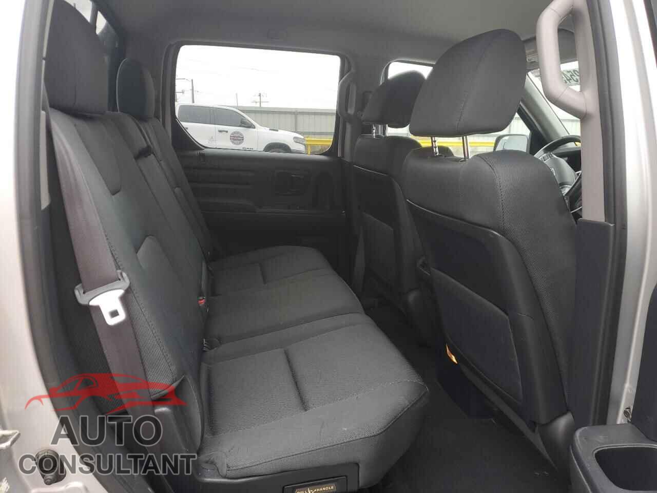 HONDA RIDGELINE 2014 - 5FPYK1F73EB004101
