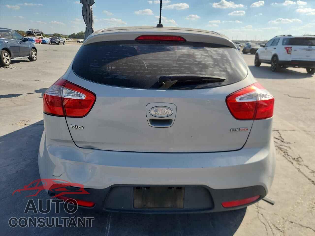 KIA RIO 2012 - KNADN5A33C6013199