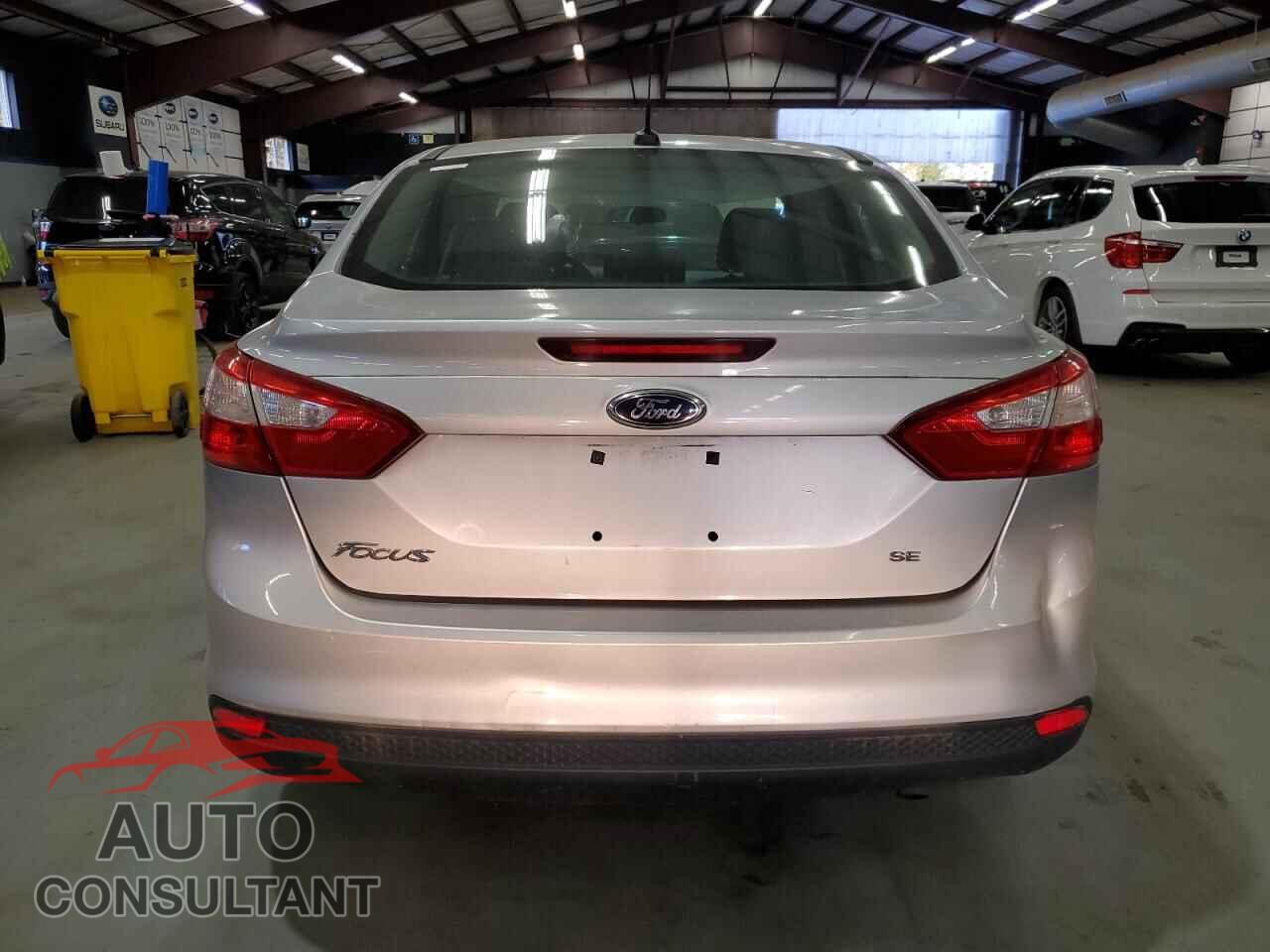 FORD FOCUS 2014 - 1FADP3F29EL189055
