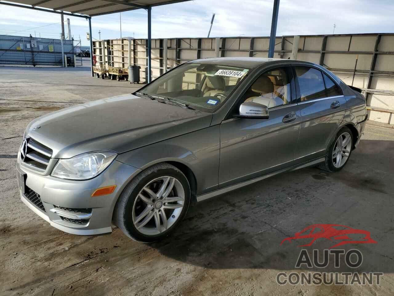 MERCEDES-BENZ C-CLASS 2014 - WDDGF4HB7EG222436