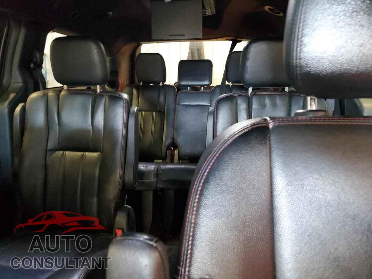 DODGE CARAVAN 2018 - 2C4RDGEG9JR200036