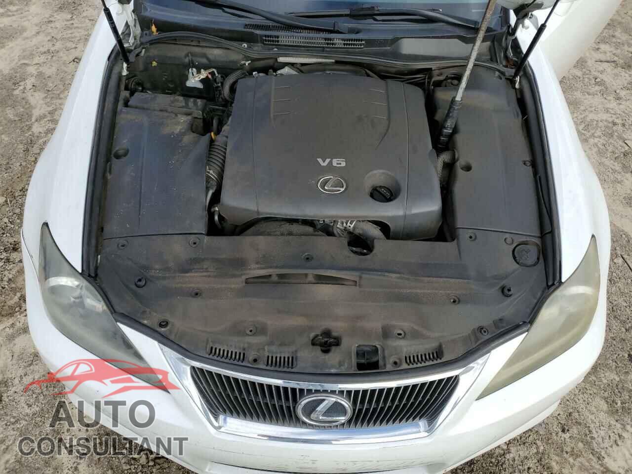 LEXUS IS 2011 - JTHFF2C21B2517458