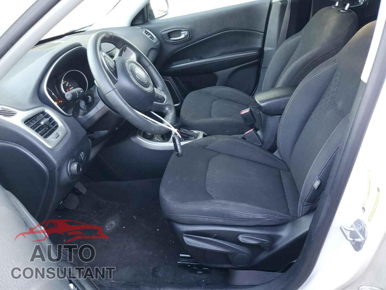 JEEP COMPASS 2018 - 3C4NJDAB9JT201314