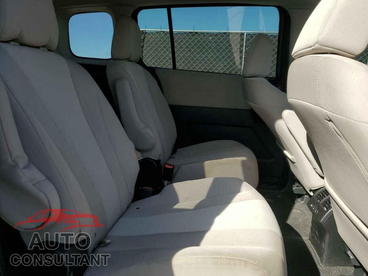 MAZDA 5 2013 - JM1CW2CL3D0146525
