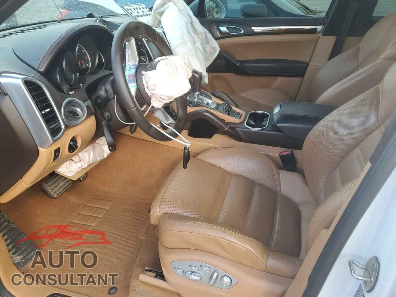 PORSCHE CAYENNE 2016 - WP1AC2A26GLA88647