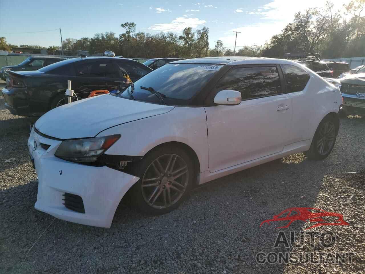 TOYOTA SCION 2013 - JTKJF5C77D3060170