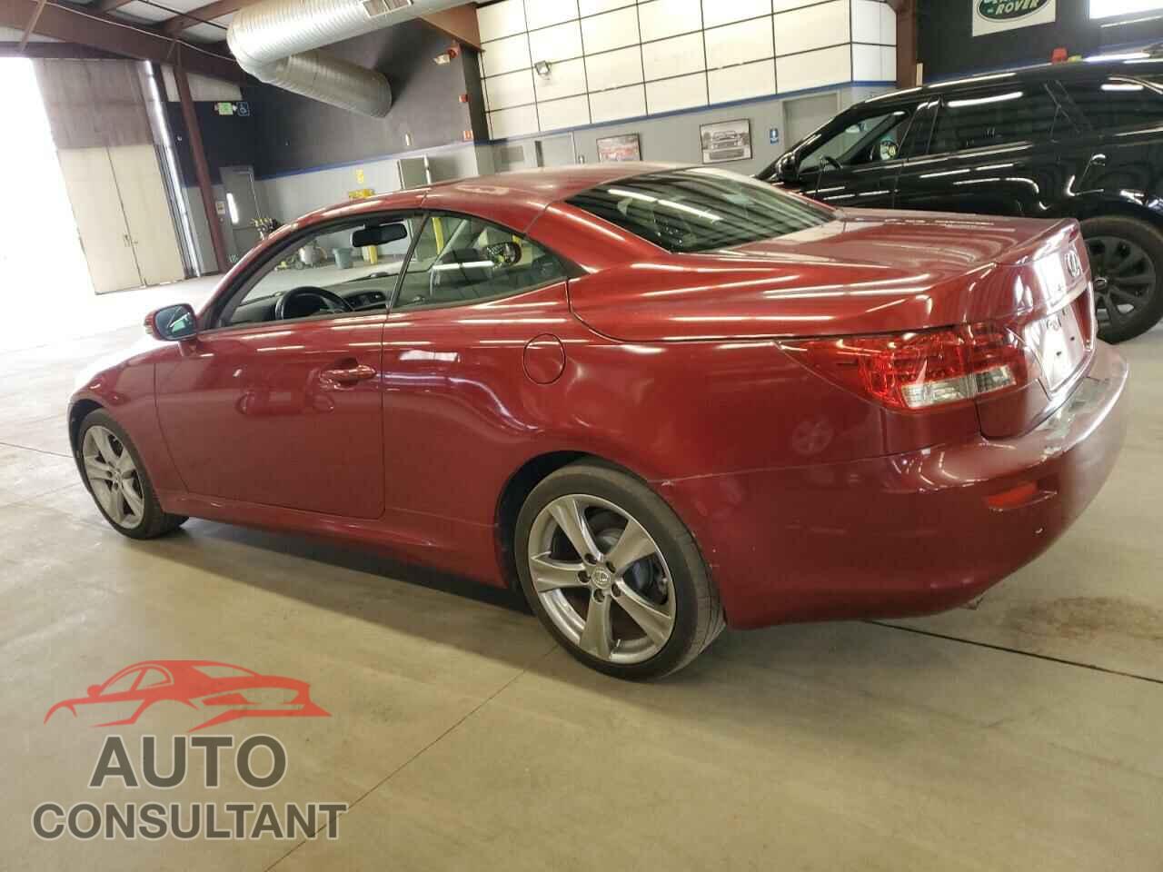 LEXUS IS 2012 - JTHFF2C29C2526040