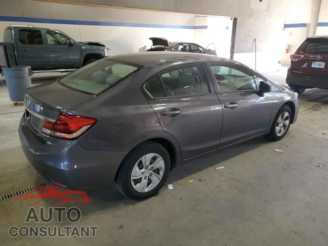 HONDA CIVIC 2015 - 2HGFB2F50FH552297