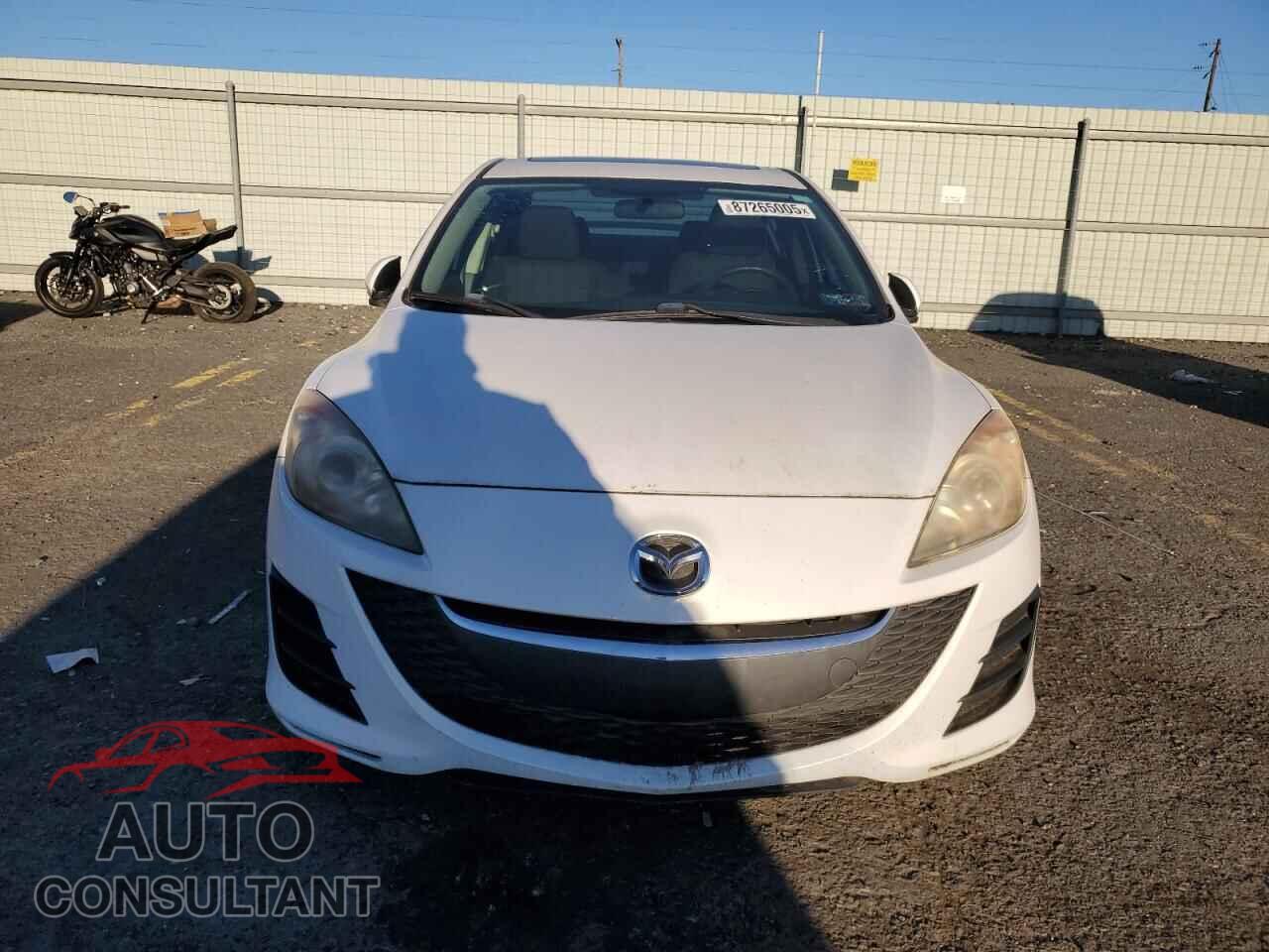 MAZDA 3 2010 - JM1BL1SG0A1143509