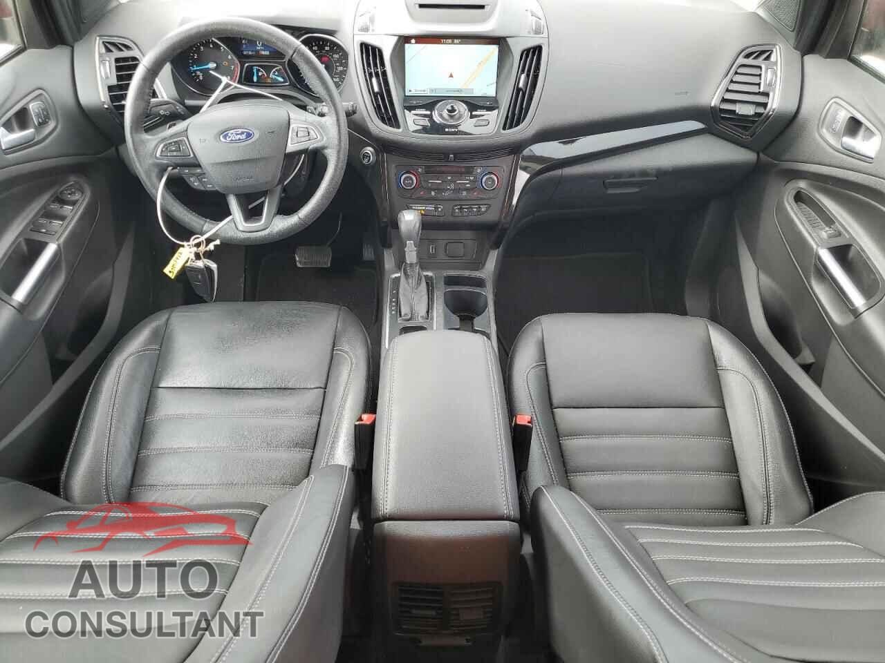 FORD ESCAPE 2018 - 1FMCU9J90JUC07481