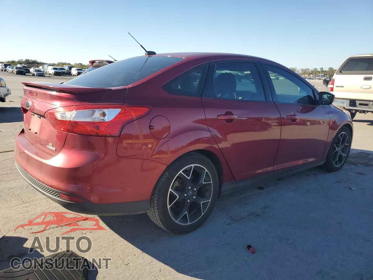 FORD FOCUS 2014 - 1FADP3F23EL281228