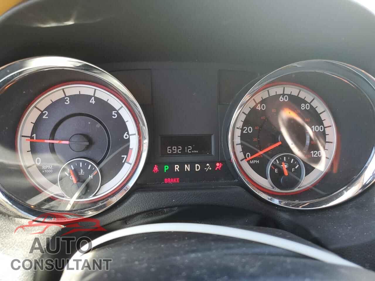 DODGE CARAVAN 2011 - 2D4RN3DG1BR601480