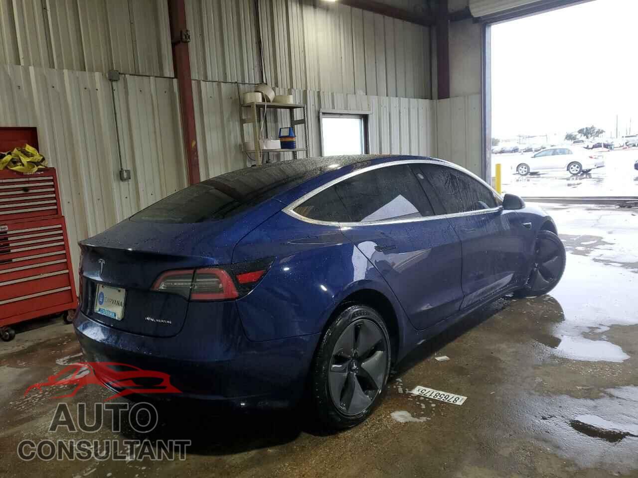 TESLA MODEL 3 2018 - 5YJ3E1EBXJF120356