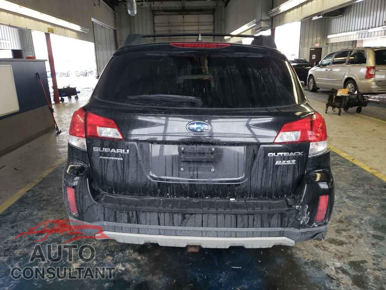SUBARU OUTBACK 2013 - 4S4BRBSC9D3201073