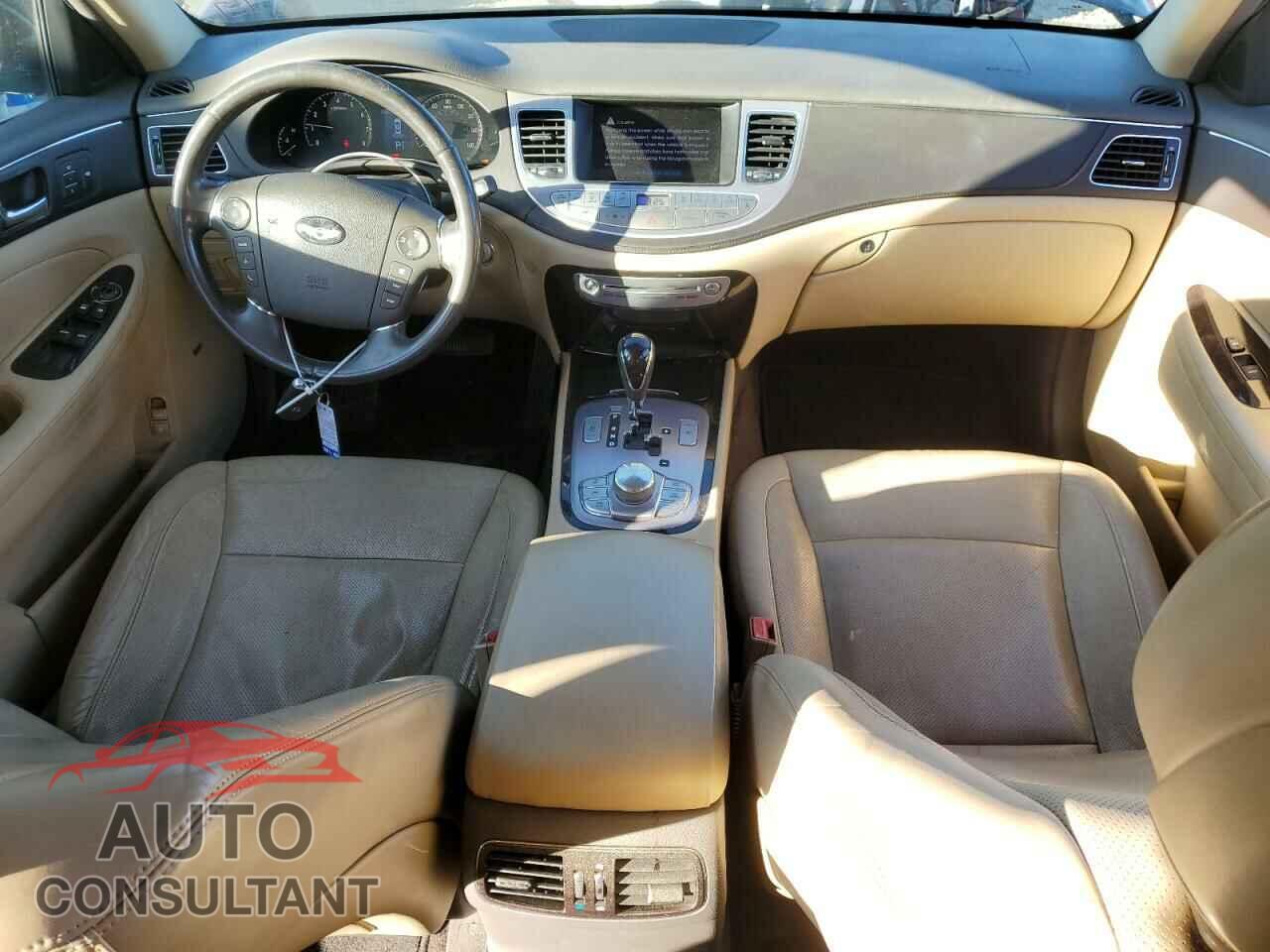 HYUNDAI GENESIS 2011 - KMHGC4DE4BU120345