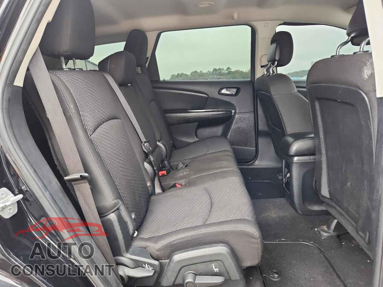 DODGE JOURNEY 2015 - 3C4PDCBG2FT551945