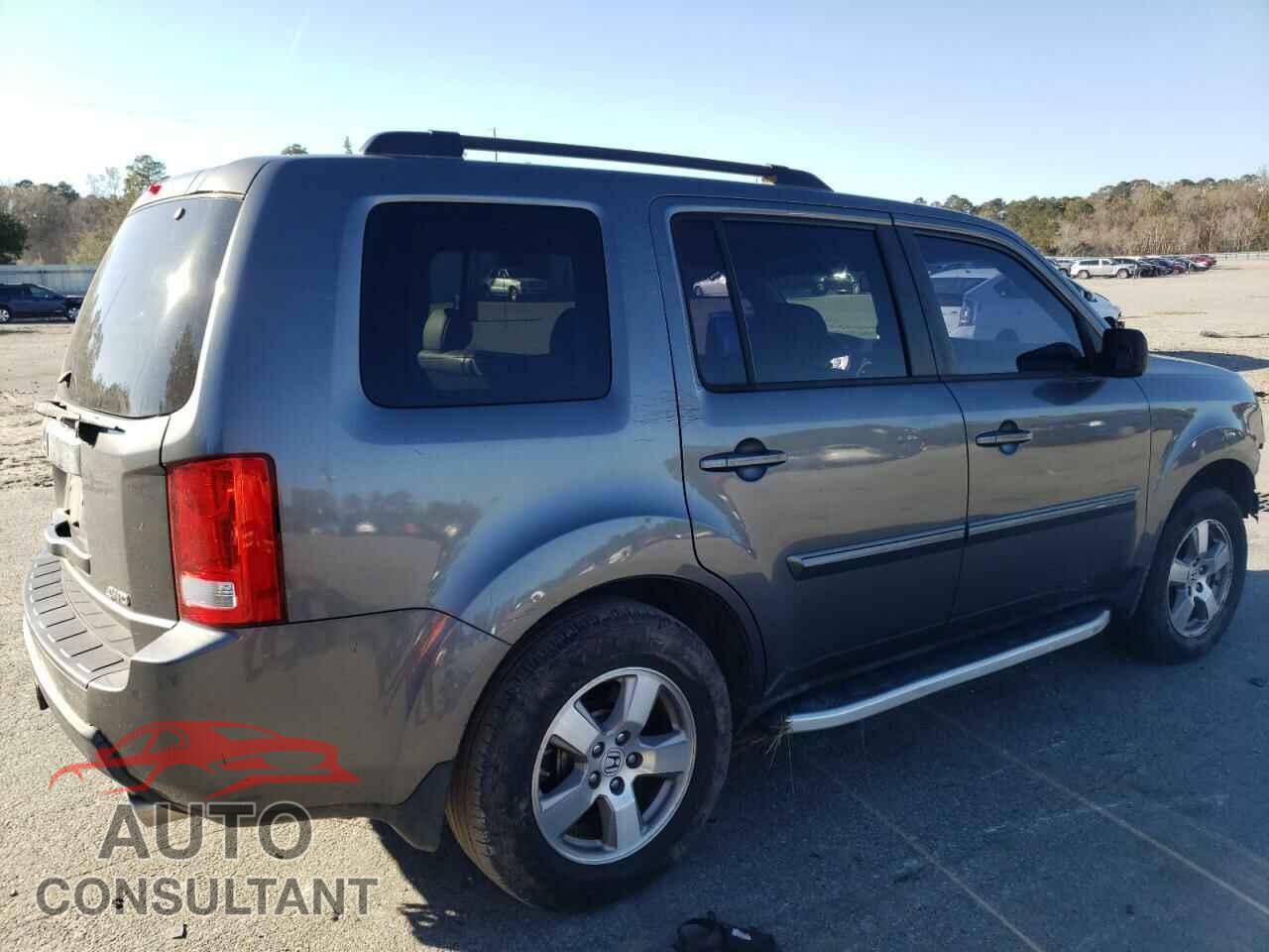 HONDA PILOT 2011 - 5FNYF4H50BB090974