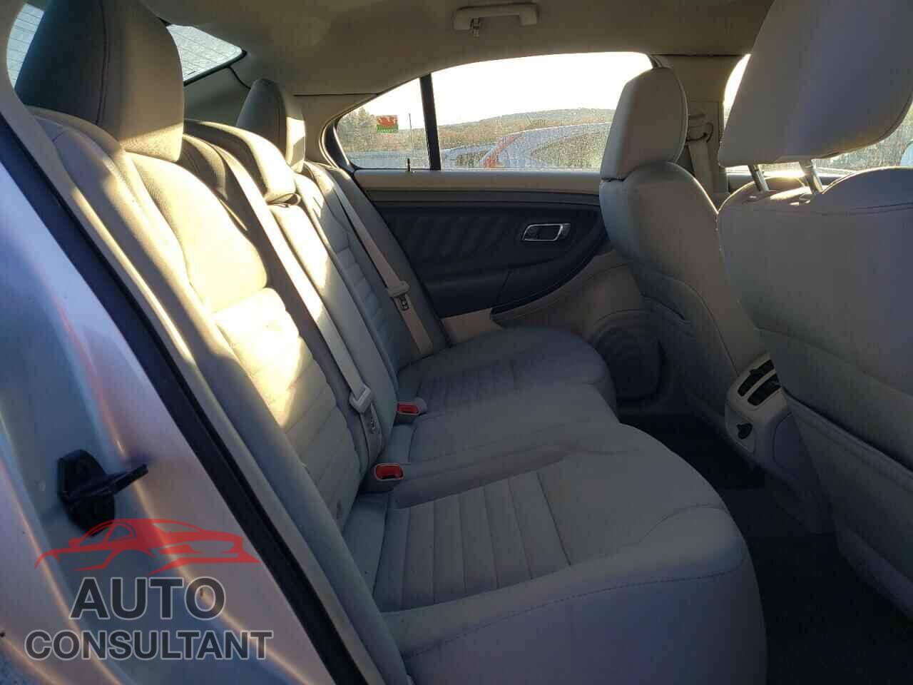 FORD TAURUS 2011 - 1FAHP2DW4BG146636