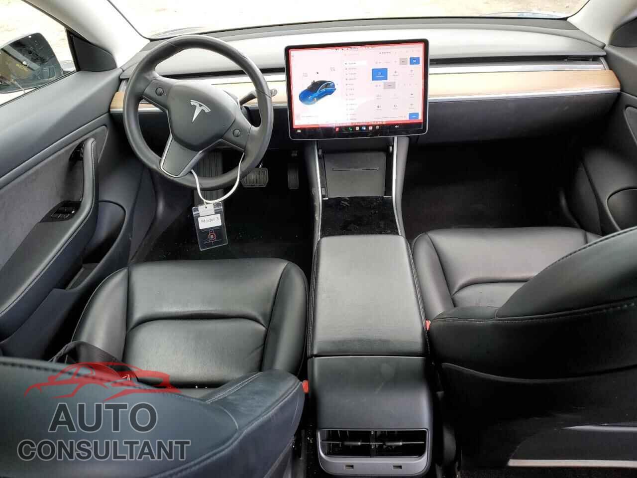 TESLA MODEL 3 2019 - 5YJ3E1EB1KF453952