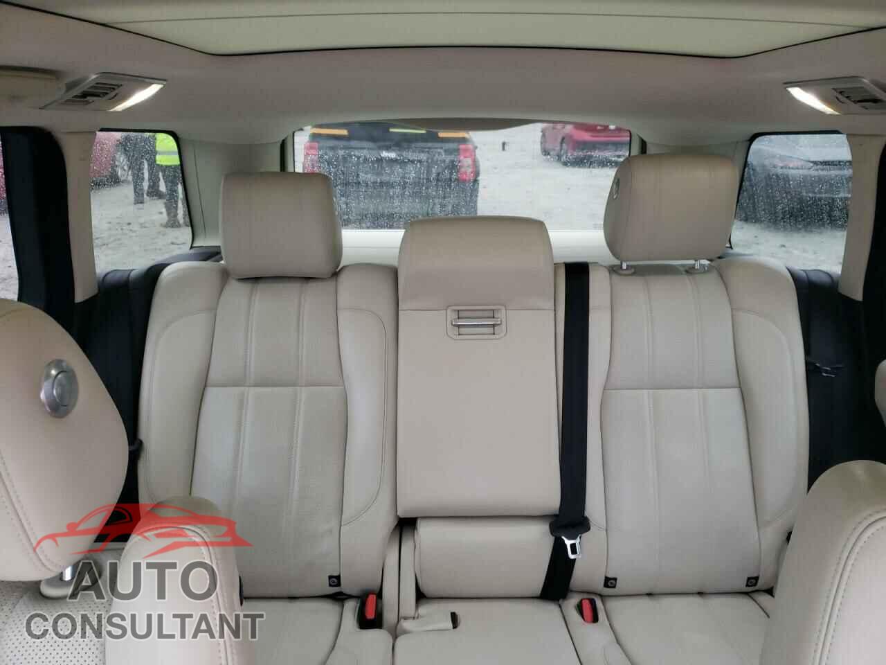 LAND ROVER RANGEROVER 2017 - SALGS2FK9HA325581