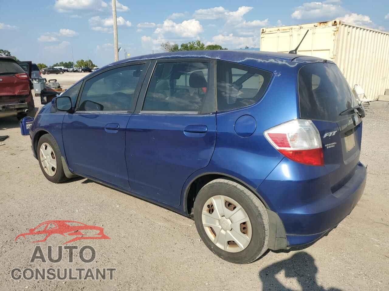 HONDA FIT 2013 - JHMGE8H37DC021668