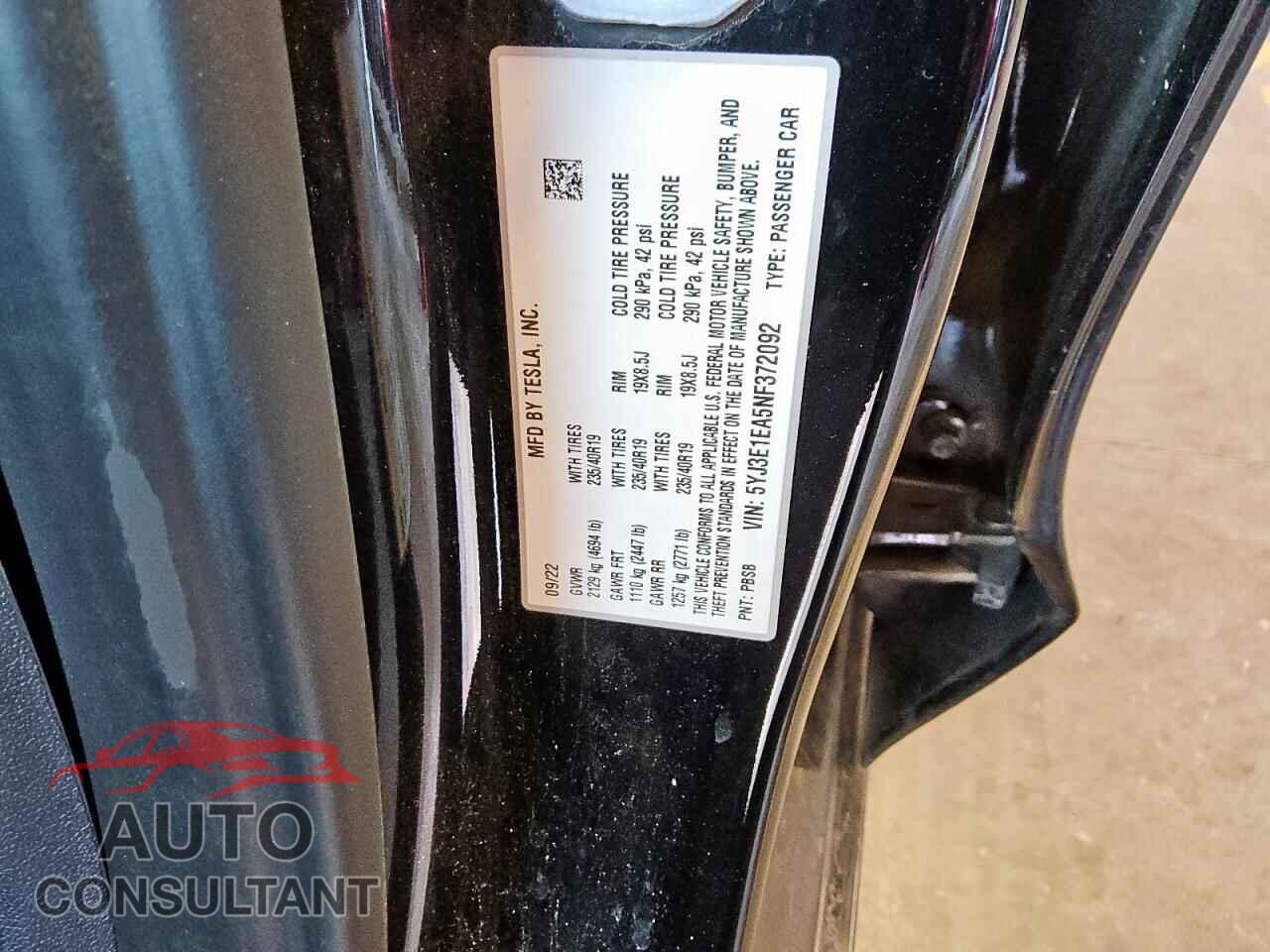 TESLA MODEL 3 2022 - 5YJ3E1EA5NF372092